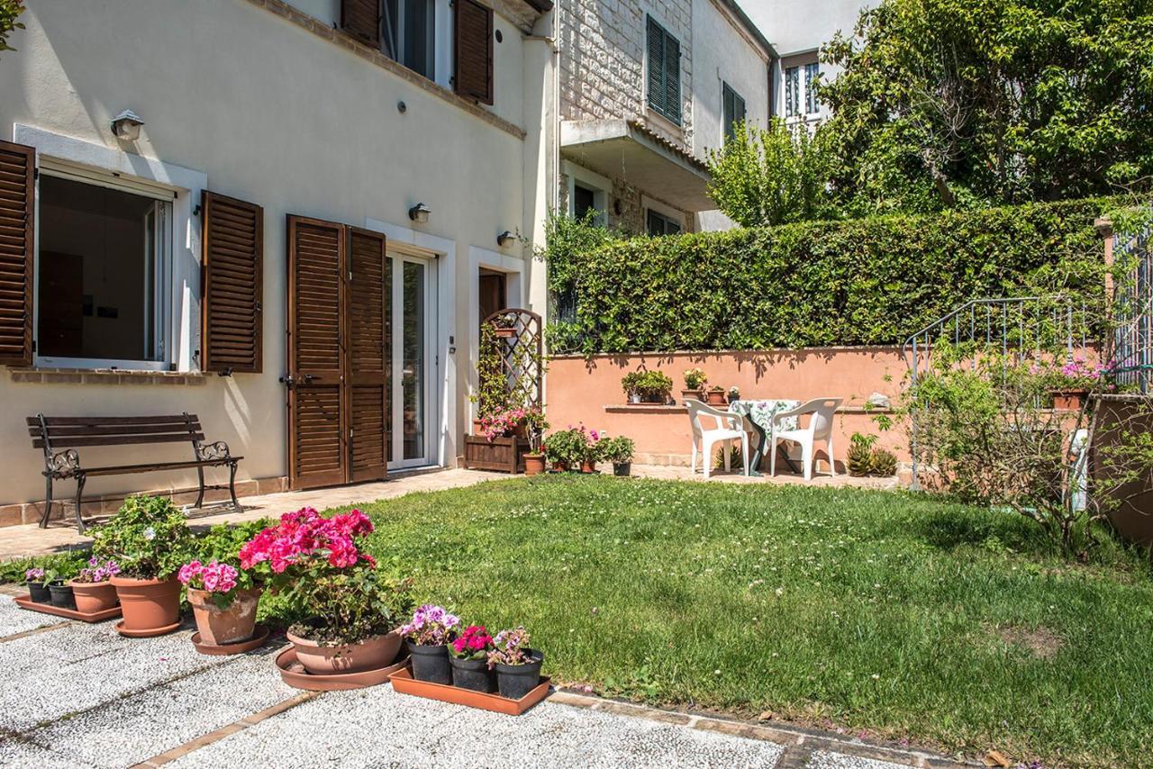 N011 - Numana, Nuovo Bilocale Con Giardino Appartement Sirolo Buitenkant foto