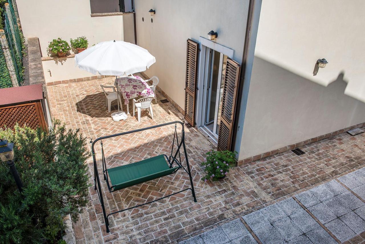 N011 - Numana, Nuovo Bilocale Con Giardino Appartement Sirolo Buitenkant foto