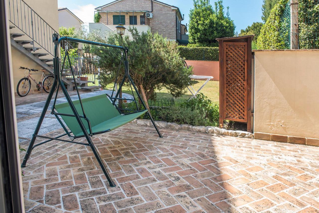 N011 - Numana, Nuovo Bilocale Con Giardino Appartement Sirolo Buitenkant foto